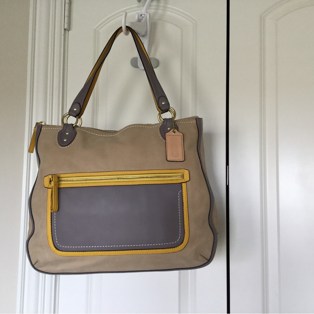 Coach Poppy Halie Leather Shoulder Tote